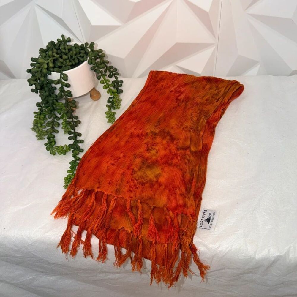 Lost River Clothing Co Crinkle Batik Tie Dye Scarf 100% Rayon Fringe Orange Rust
